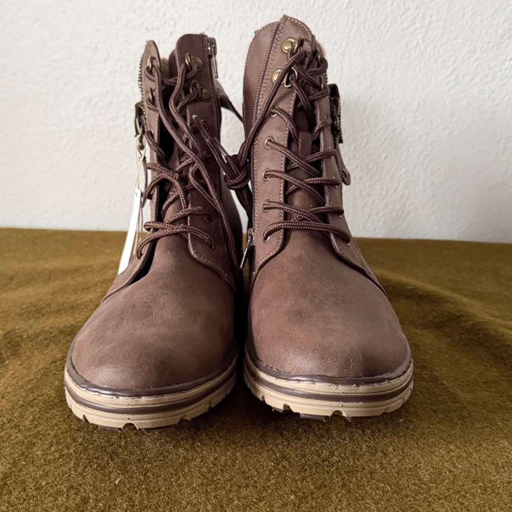 NWT Cliffs By White Mountain Hanson Bootie Womens 10 - Picture 3 of 6